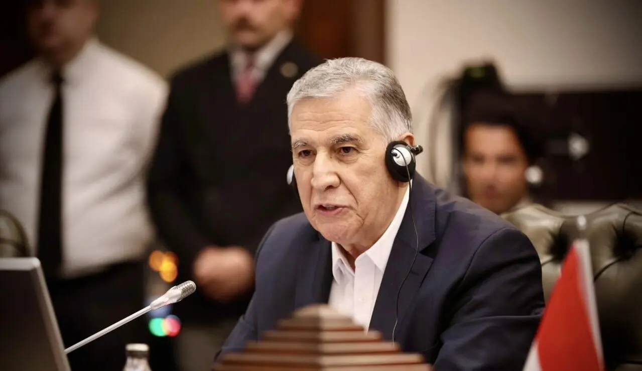هشدار بخش خصوصی درباره تداوم مشکلات تولید و صادرات؛ پیشنهاد تشکیل ستاد عملیاتی تجارت خارجی