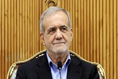 پزشکیان:کنار هم می‌مانیم/پذیرش اصول مورد نظر ایران ثمره خون رهبر شهید و حضور مردم در صحنه