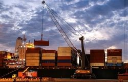 تخفیفات جدید کشتیرانی ایران برای تحویل بار صاحبان کالا در بنادر خشک