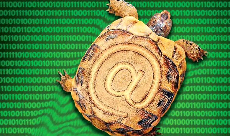 چرا اینترنت ایران هنوز لاکپشتی است؟/ معمای بیپایان اپراتورها