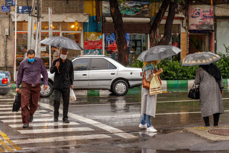 رگبار و رعد و برق در مناطق شمالی و شمال غرب کشور