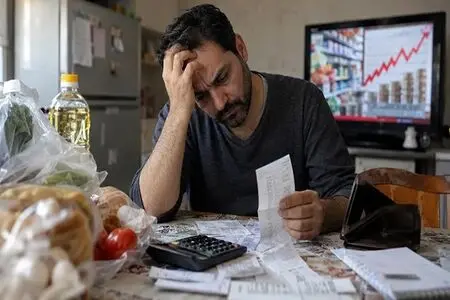 افزایش حقوق در نیمه دوم سال تکلیف دولت است؛ دستمزدها نباید قربانی تورم شود