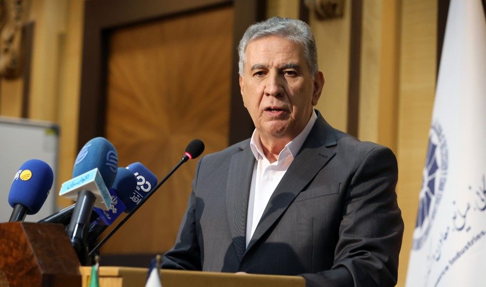 آمادگی بخش خصوصی برای مدیریت تبعات «اسنپ‌بک»/تأمین مالی تولید و رفع موانع داخلی، اولویت امروز اقتصاد کشور 
