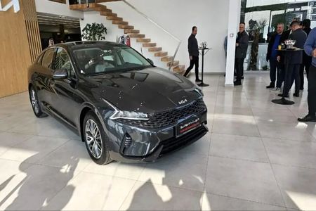 امکان واردات خودرو برای سرمایه‌گذاران خارجی؛ یک خودرو به ازای ۳۰۰ هزار دلار سرمایه‌گذاری