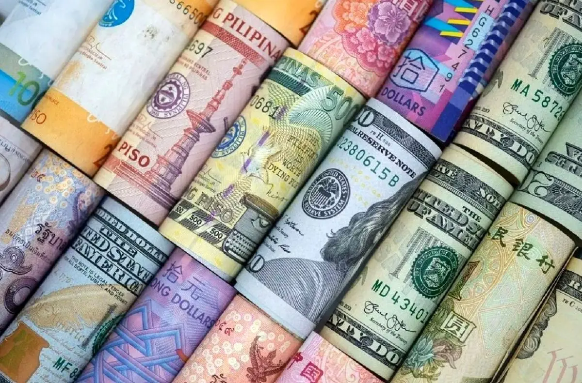 نرخ رسمی دلار و یورو در مرکز مبادله اعلام شد | دلار به ۷۱ هزار تومان رسید