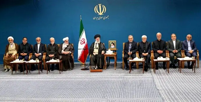 ۱۳ توصیه کلیدی رهبر انقلاب به دولت چهاردهم در اولین دیدار کابینه