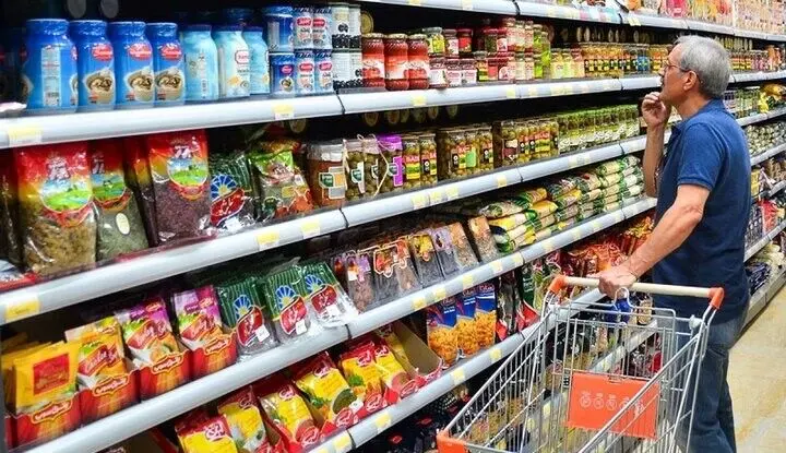 تغییرات ساختاری در سیاست یارانه‌ای و ارزی کشور اجتناب‌ناپذیر است