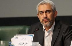 مدنی زاده به عنوان وزیر اقتصاد به مجلس معرفی شد