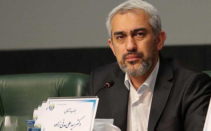 مدنی زاده به عنوان وزیر اقتصاد به مجلس معرفی شد