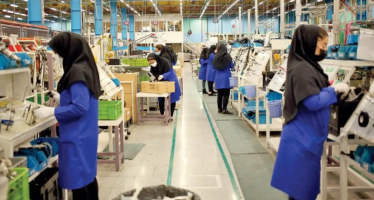 شکاف عمیق بین تحصیلات عالی زنان و حضور آنها در بازار کار