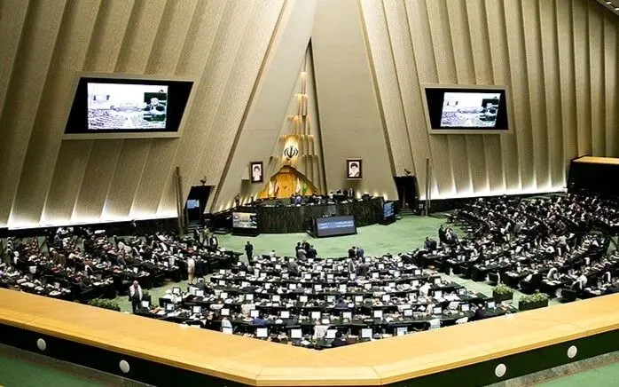 رئیس کمیسیون اجتماعی مجلس: دولت برای متناسب‌سازی حقوق بازنشستگان، لایحه جدید به مجلس می‌دهد