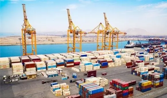 گمرک بندر شهید رجایی در آستانه آرامش/ تجارت در بندر آغاز شد