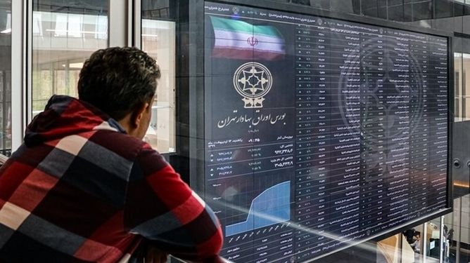 بورس سبزپوش شد؛ رشد ۱۵ هزار واحدی شاخص کل تهران