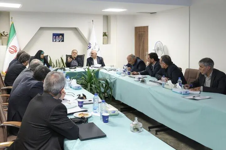 پزشکیان بر تسریع بازسازی راه‌ها و تقویت کریدورهای ترانزیتی تأکید کرد