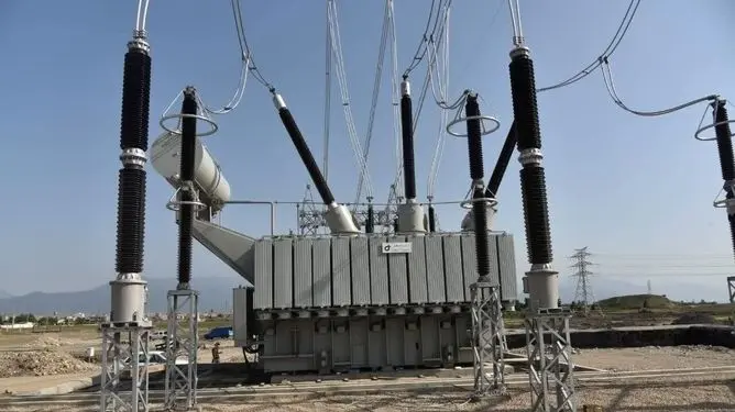 بدهی ۹۰ هزار میلیارد تومانی صنعت برق تا دی‌ماه/توانیر بر وصول مطالبات از صنایع و کاهش تلفات تأکید کرد