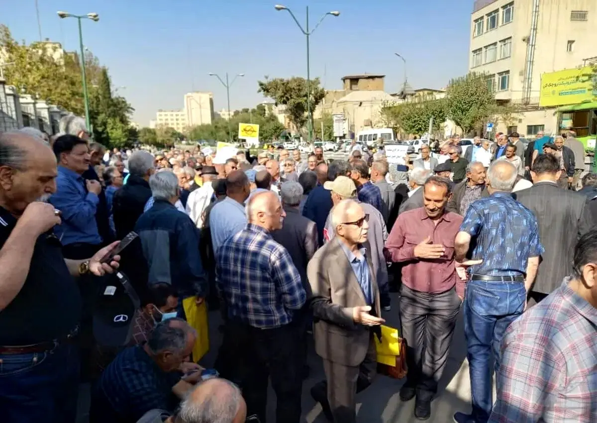 بازنشستگان خواستار ترمیم مزایا؛ کارزار ۱۲ هزار امضایی در تأمین اجتماعی