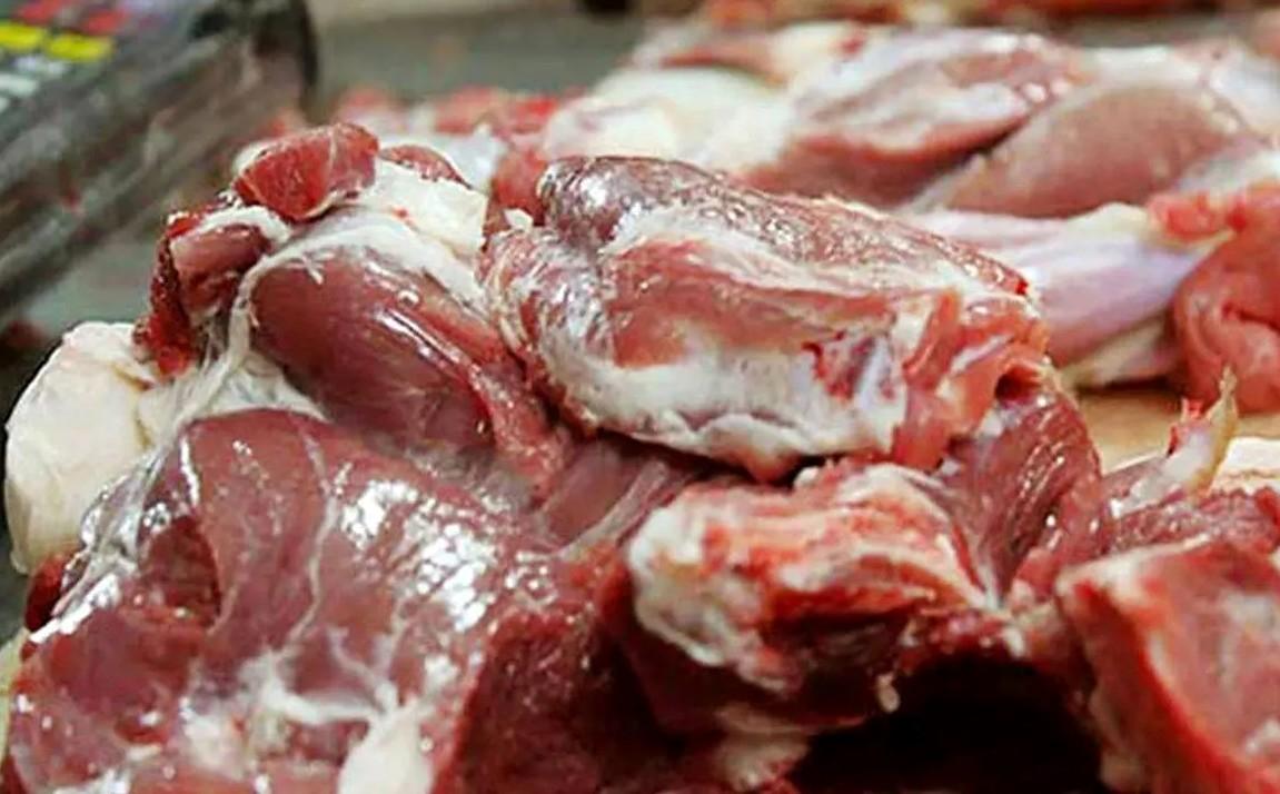 توزیع گوشت تاریخ‌گذشته با افشاگری رسانه‌ها متوقف شد/دامپزشکی بر تقویت کنترل محموله‌ها تأکید کرد