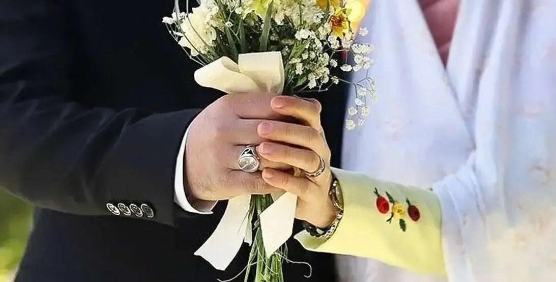 کارت رفاهی جهیزیه، جایگزین وام ازدواج می‌شود؟/طرح تازه بانک مرکزی برای کاهش صف یک‌میلیونی تسهیلات