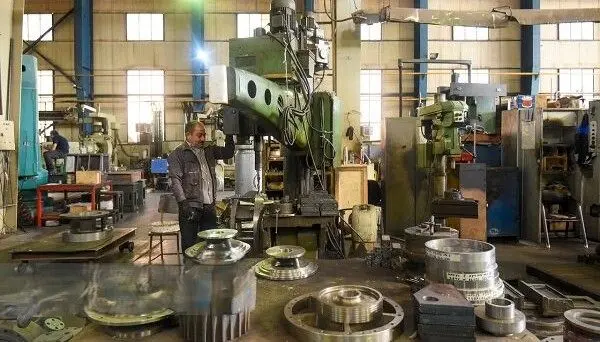 ساماندهی ۳۸ لکه صنعتی تهران وارد فاز اجرا شد/ تعیین تکلیف ۲۰ هزار واحد تولیدی در دستور کار