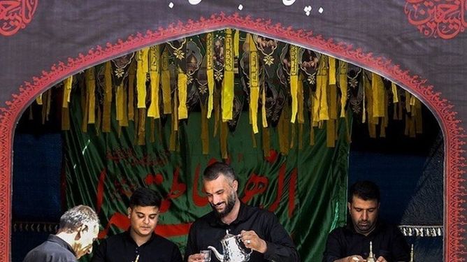 خدمت‌رسانی روزانه به ۲ هزار زائر اربعین در مرز چذابه توسط ملی حفاری