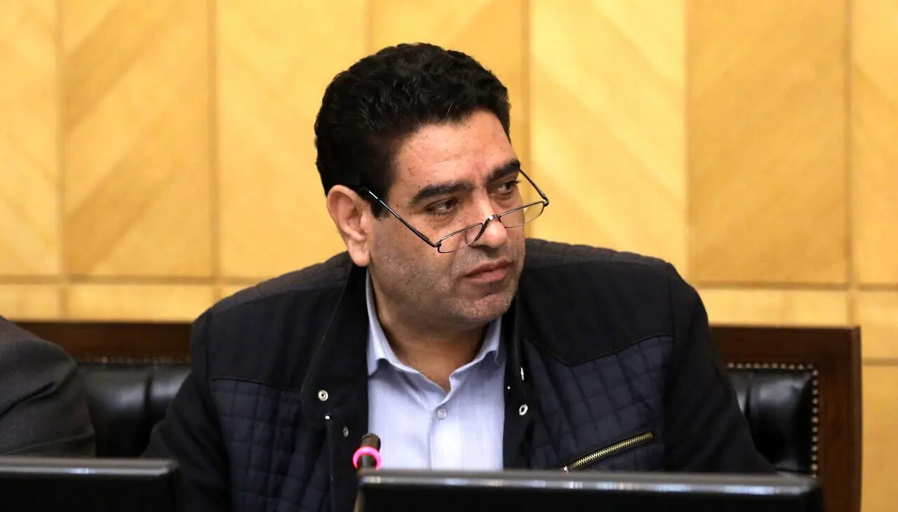 دولت سازنده مسکن نباشد/ اولویت با تسهیل‌گری و رفع موانع قانونی است