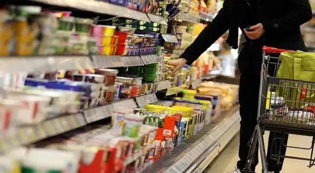 ذخایر کالاهای اساسی به اندازه کافی است/ تعطیلی بلندمدت اصناف فقط با مجوز