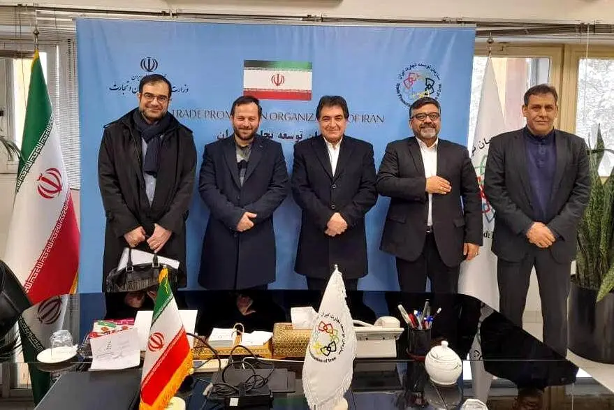برگزاری نشست هم‌ اندیشی کانون عالی کارفرمایی با سازمان توسعه تجارت
