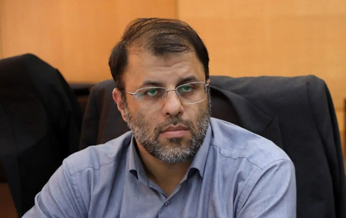 انتقاد عضو کمیسیون اقتصادی مجلس از سکوت دولت در برابر جهش نرخ ارز 
