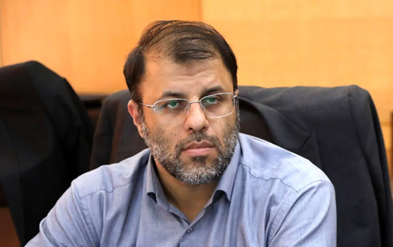 انتقاد عضو کمیسیون اقتصادی مجلس از سکوت دولت در برابر جهش نرخ ارز 