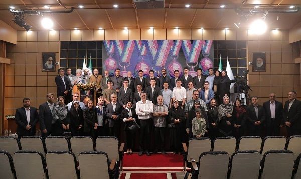 تجلیل از ۱۴ مدال‌آور المپیادهای جهانی در مراسم بنیاد ملی نخبگان+ گزارش تصویری