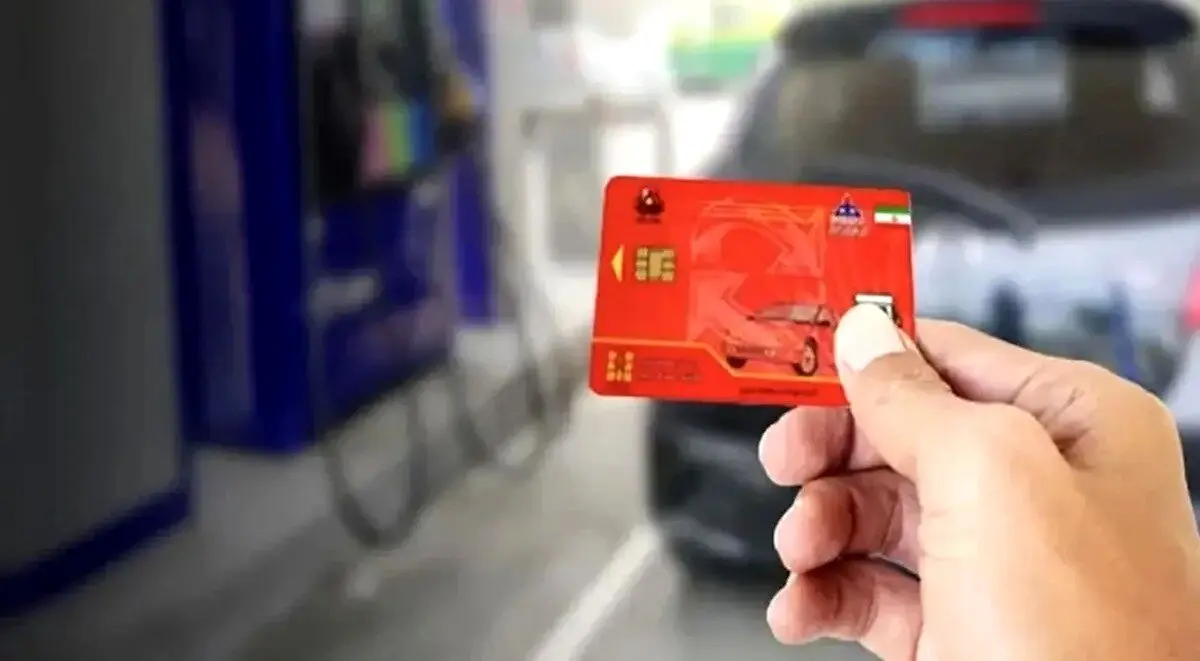کاهش موقت سهمیه سوخت‌گیری بنزین به ۲۰ لیتر