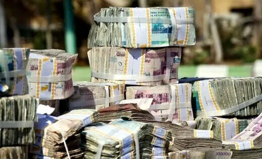 هدایت نقدینگی به سمت تولید به ثبات در بازار منتهی می شود