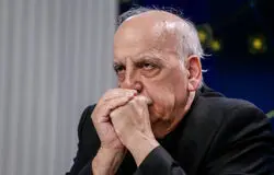  امضای تفاهمنامه کافی نیست، اصلاح داخلی ضروری است