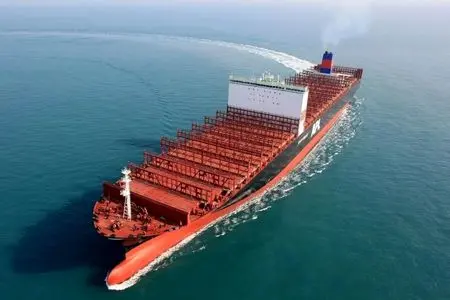 اولویت عبور کشتی‌های حامل کالاهای اساسی از تنگه هرمز با تلاش جهادگران اقتصادی