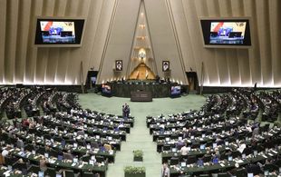 اصرار مجلس بر الحاق ایران به توافقنامه حمل مواد خطرناک جاده‌ای/ارجاع به مجمع تشخیص