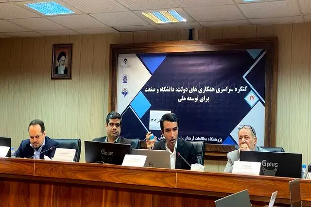 عدم استفاده کافی از ظرفیت‌های قانون جهش/ اشتغال ۵۲۰ هزار نفر در زیست‌بوم دانش‌بنیان