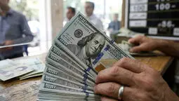 آغاز فروش دلار با سقف ۱۰ هزار دلار برای هر کد ملی در ۵ بانک