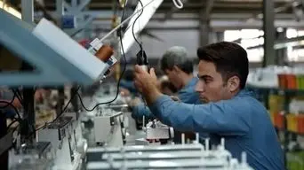 جزئیات تعلیق قرارداد کارگران در شرایط جنگ و نحوه محاسبه مزد ۱۴۰۵ تشریح شد