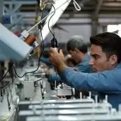 لزوم همکاری دولت و مجلس برای حمایت از کارگر و کارفرما