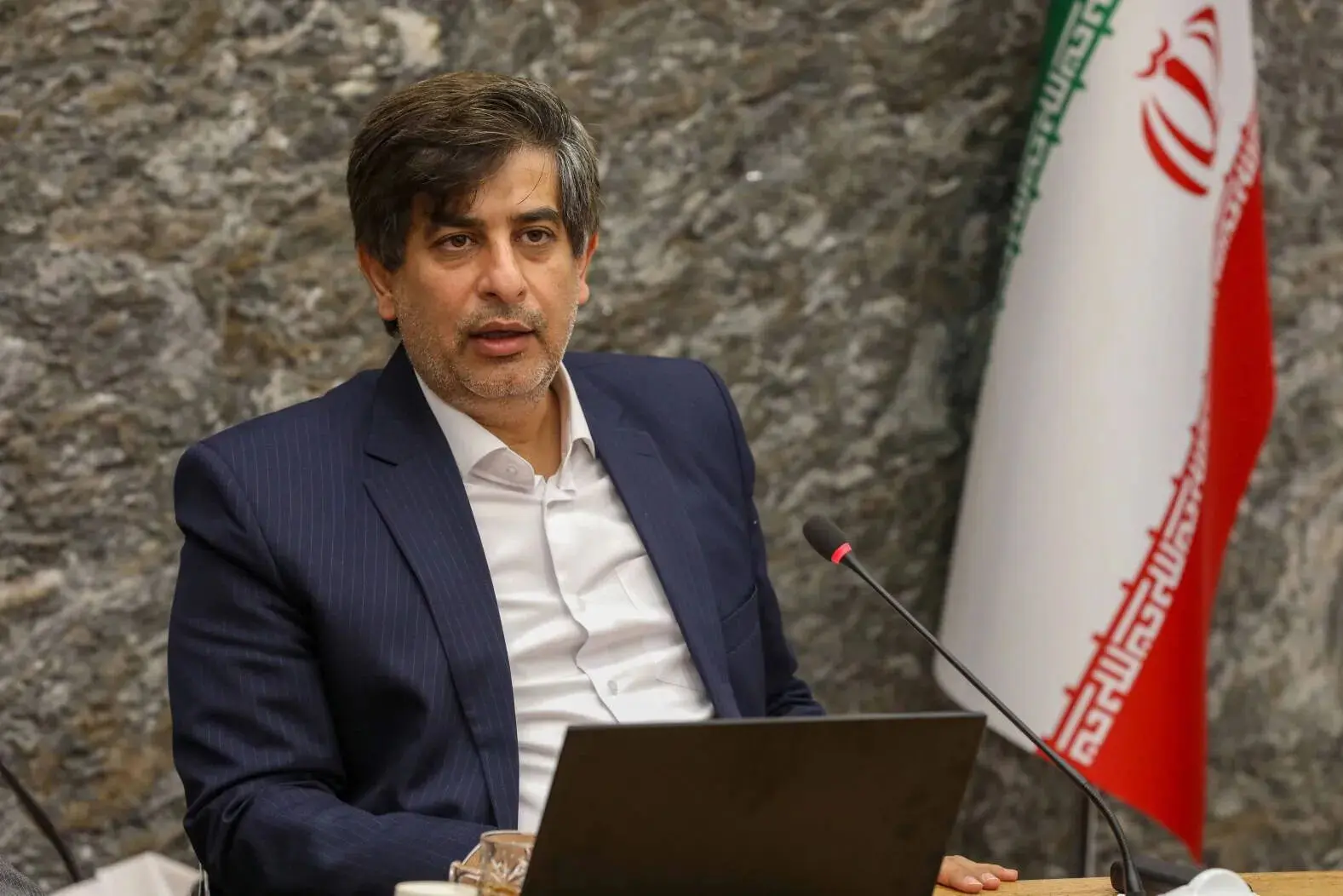 فولاد مبارکه به‌دنبال تأمین مالی از منابع داخلی؛ مهلت دو هفته‌ای برای برنامه ۸ شرکت اصلی