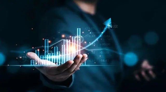 حذف ارز ترجیحی به نفع بورس؟ کارشناس بازار سرمایه از نقش ارز تک‌نرخی و ریسک‌های سیاسی می‌گوید