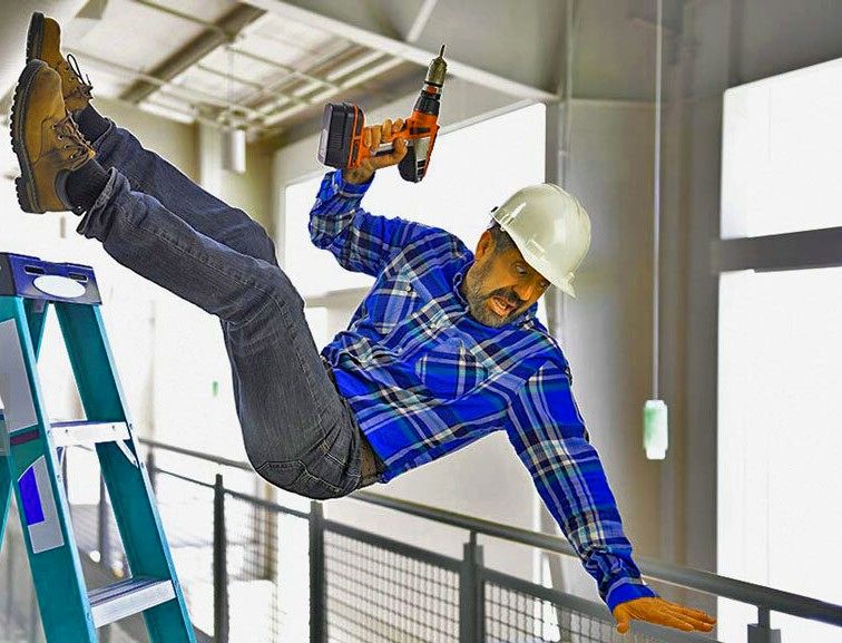 کاهش محسوس حوادث کار در تهران/اجرای طرح‌های ایمنی و مسکن کارگری در دستور کار