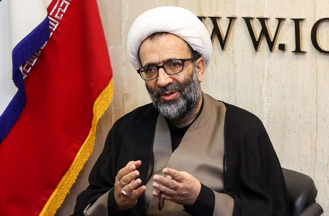 بانک مرکزی شرایط ویژه ای برای تسهیل امور بانکی مردم در نظر بگیرد