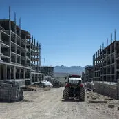 تأمین زمین برای ۱۶۳ هزار خانوار دارای ۳ و ۴ فرزند؛ هدف‌گذاری واگذاری به ۲۰۰ هزار خانوار تا پایان سال