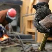 تولید زیر آتش/دغدغه‌های کارفرمایان از بیکاری تا ضرورت حمایت از مشاغل خرد