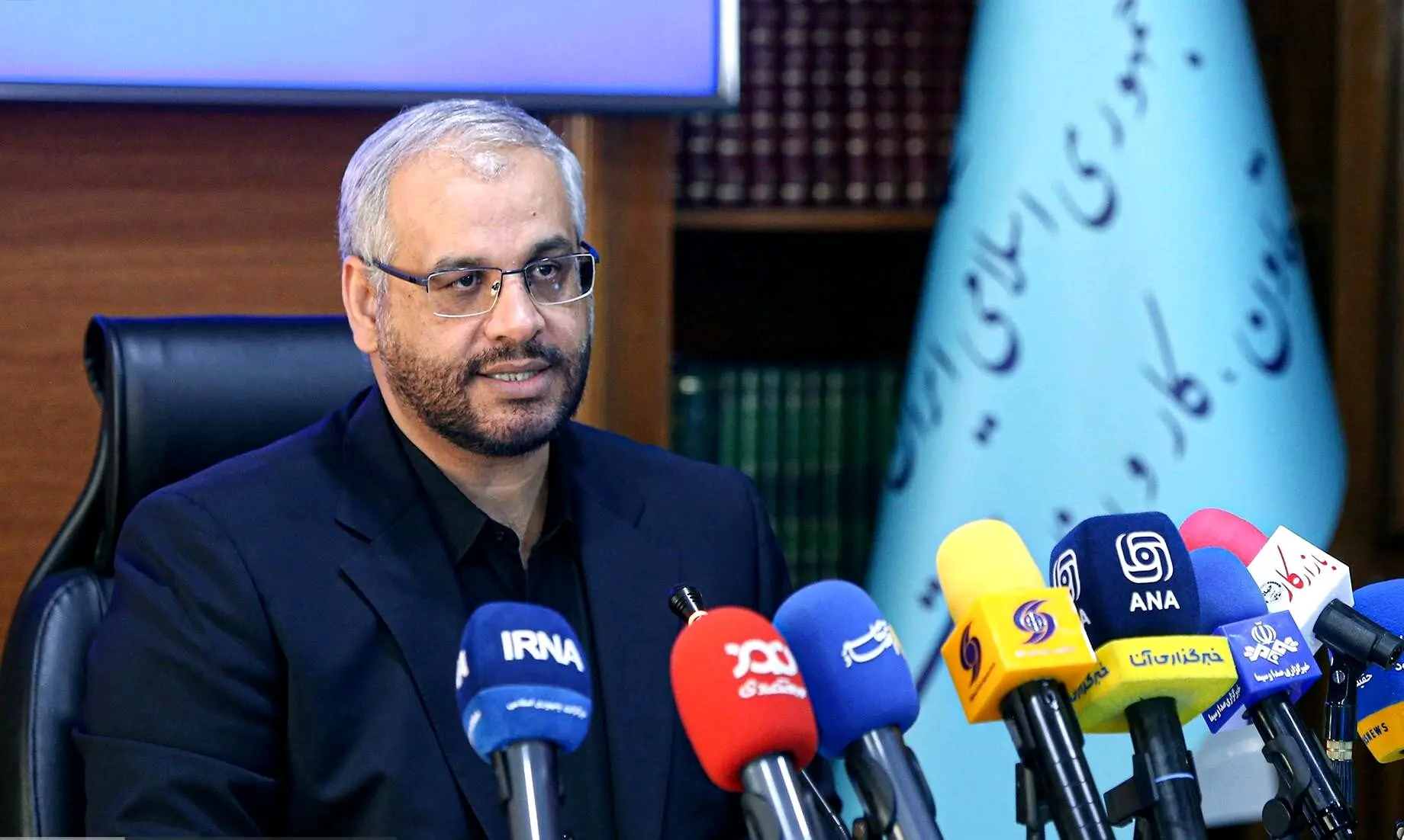 اجرای طرح ملی «طاها» برای پیوند بنگاه‌های کوچک و بزرگ پوشاک؛ گامی برای کاهش هزینه تولید و توسعه اشتغال