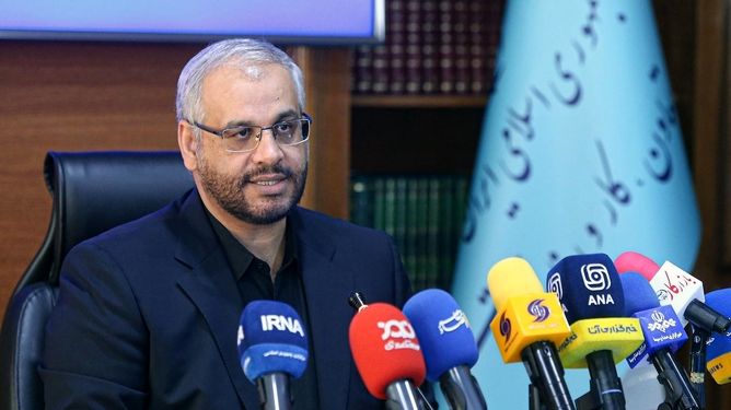اجرای طرح ملی «طاها» برای پیوند بنگاه‌های کوچک و بزرگ پوشاک؛ گامی برای کاهش هزینه تولید و توسعه اشتغال