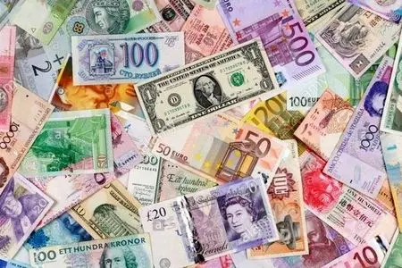 دلار در آخرین چهارشنبه سال ۱۴۰۴ همچنان نزولی؛ تثبیت نرخ ارز در مرکز مبادله ایران