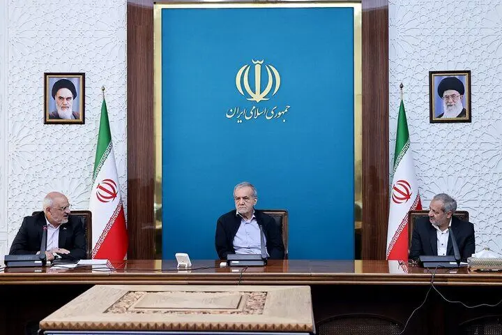 تاکید رئیس جمهور بر طراحی آموزش متناسب با نیاز بازار کار