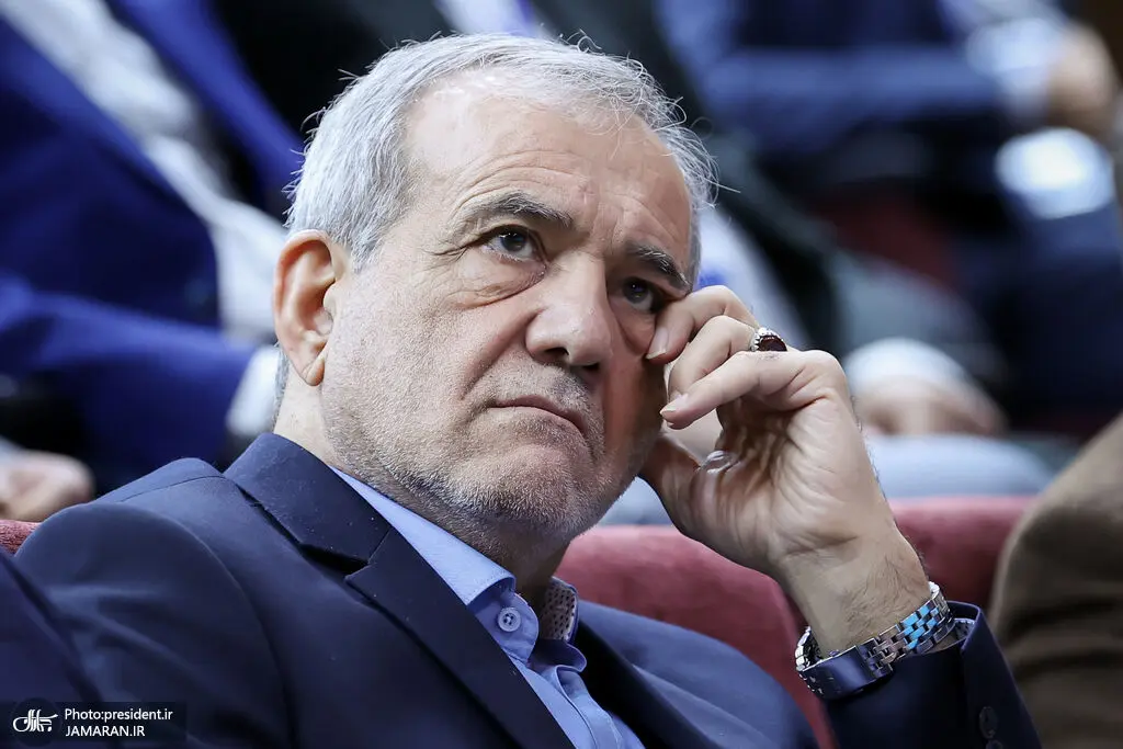 رئیس‌جمهور وارد اهواز شد